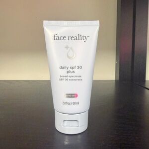 Face Reality Daily SPF 30 Plus